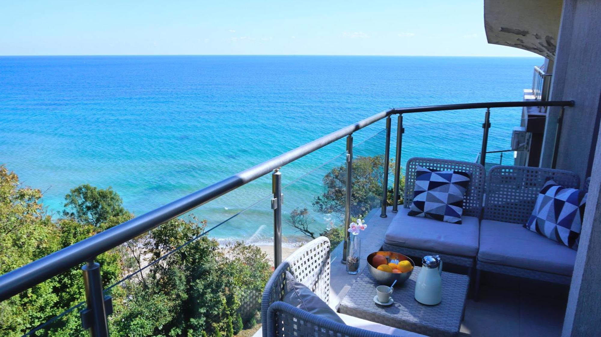 Апартаменти Бяла Клиф на плажа - Apartments Byala Cliff First Line Екстер'єр фото