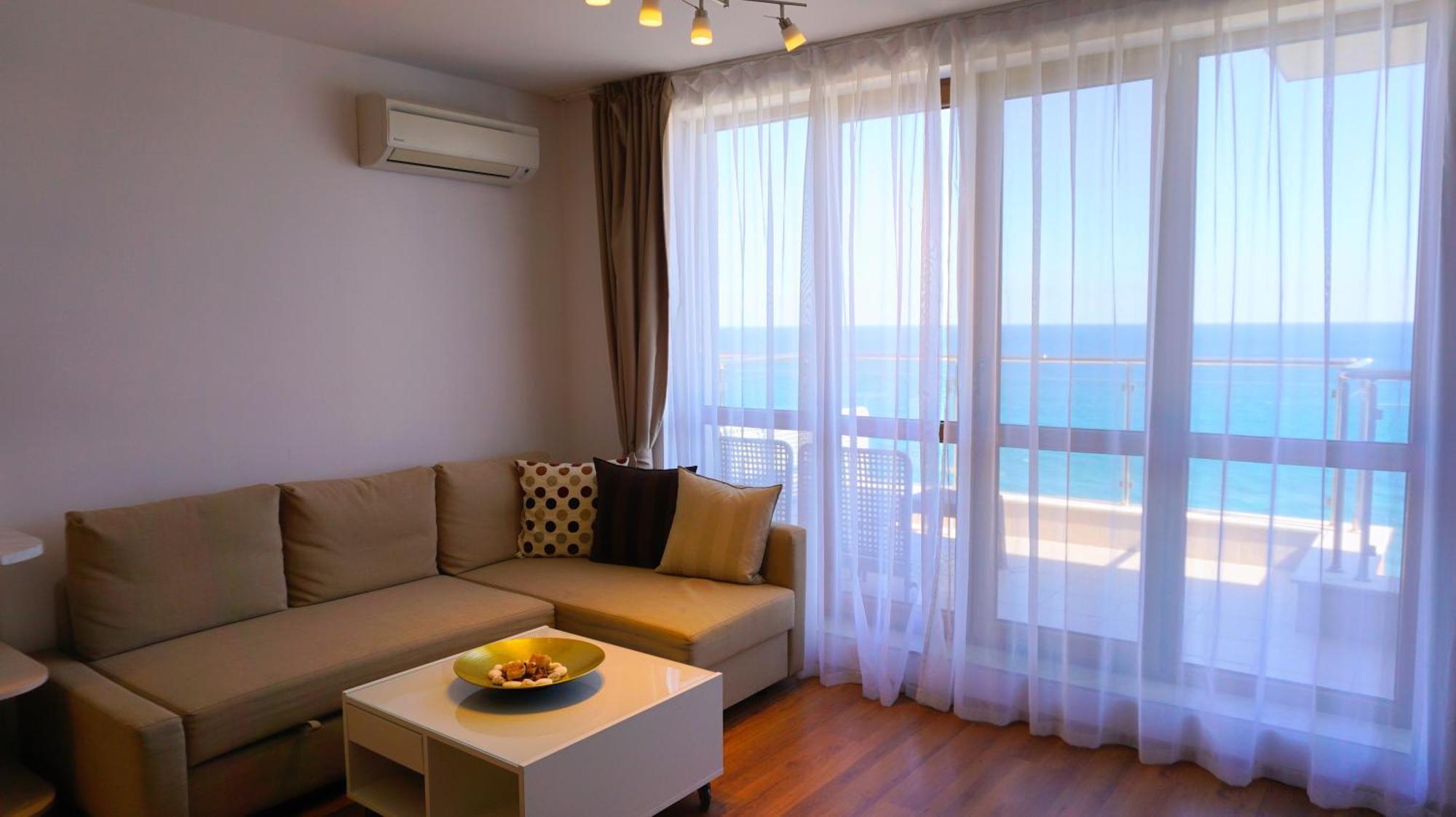 Апартаменти Бяла Клиф на плажа - Apartments Byala Cliff First Line Екстер'єр фото