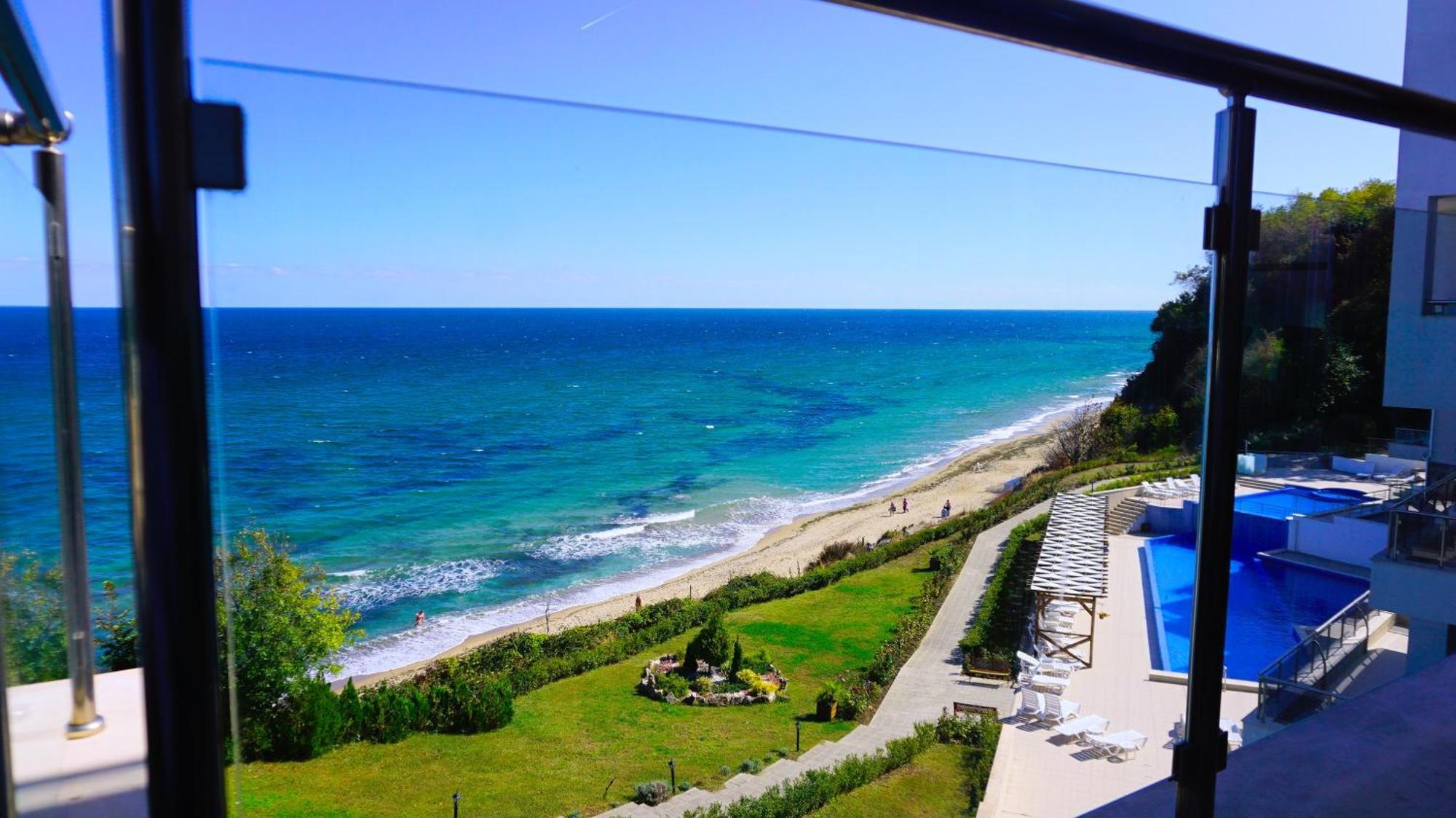Апартаменти Бяла Клиф на плажа - Apartments Byala Cliff First Line Екстер'єр фото