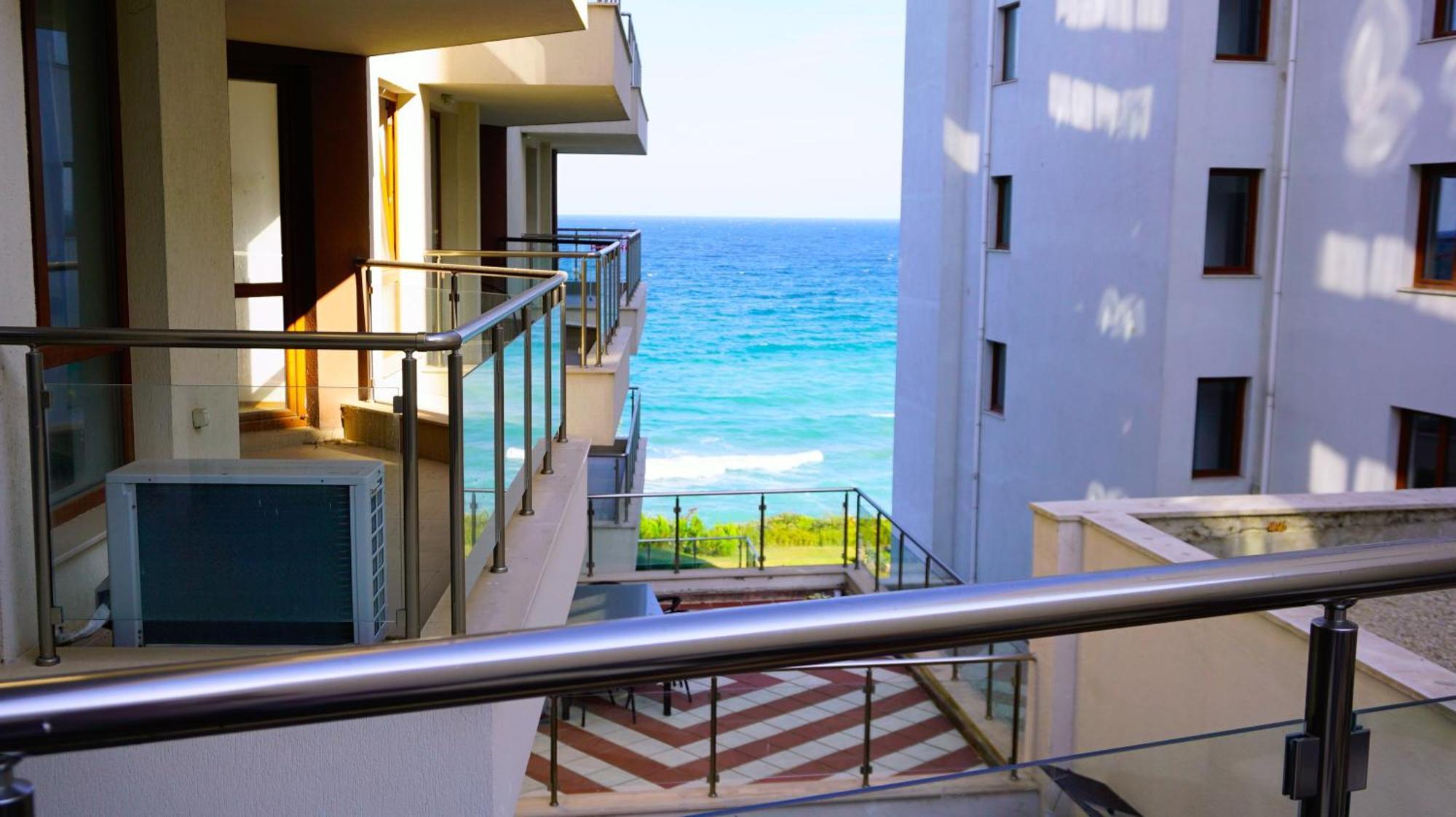 Апартаменти Бяла Клиф на плажа - Apartments Byala Cliff First Line Номер фото